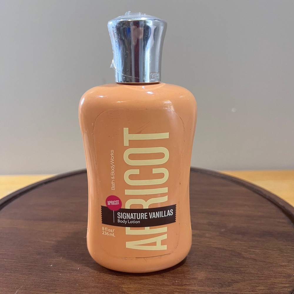 Vtg Bath & Body Works Signature Vanillas Apricot Body Lotion 8oz Disc Y2K